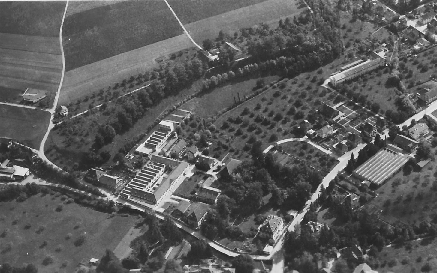 Luftaufnahme ca. 1963, Archiv "Kupferdraht-Isolierwerke Wildegg AG", Fotograf unbekannt